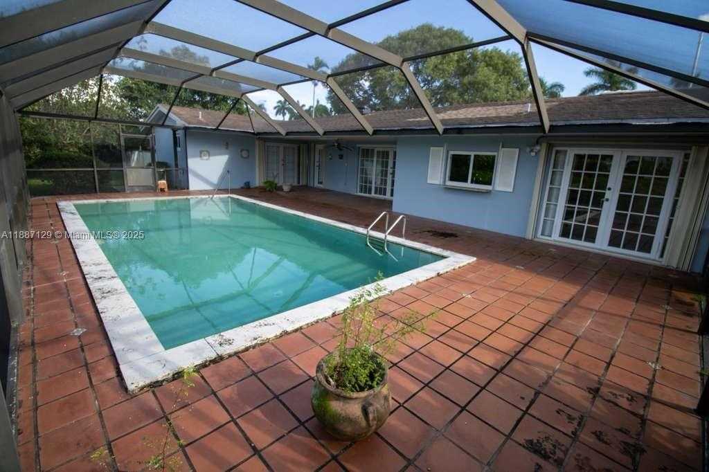Small Image of 9041 SOUTH WEST 88TH ST #9041, Miami Number 7