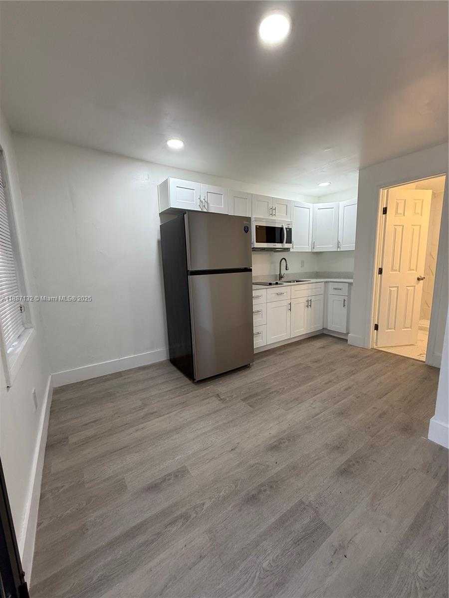 Small Image of 1200 NORTH EAST 128TH ST, North Miami Number 12