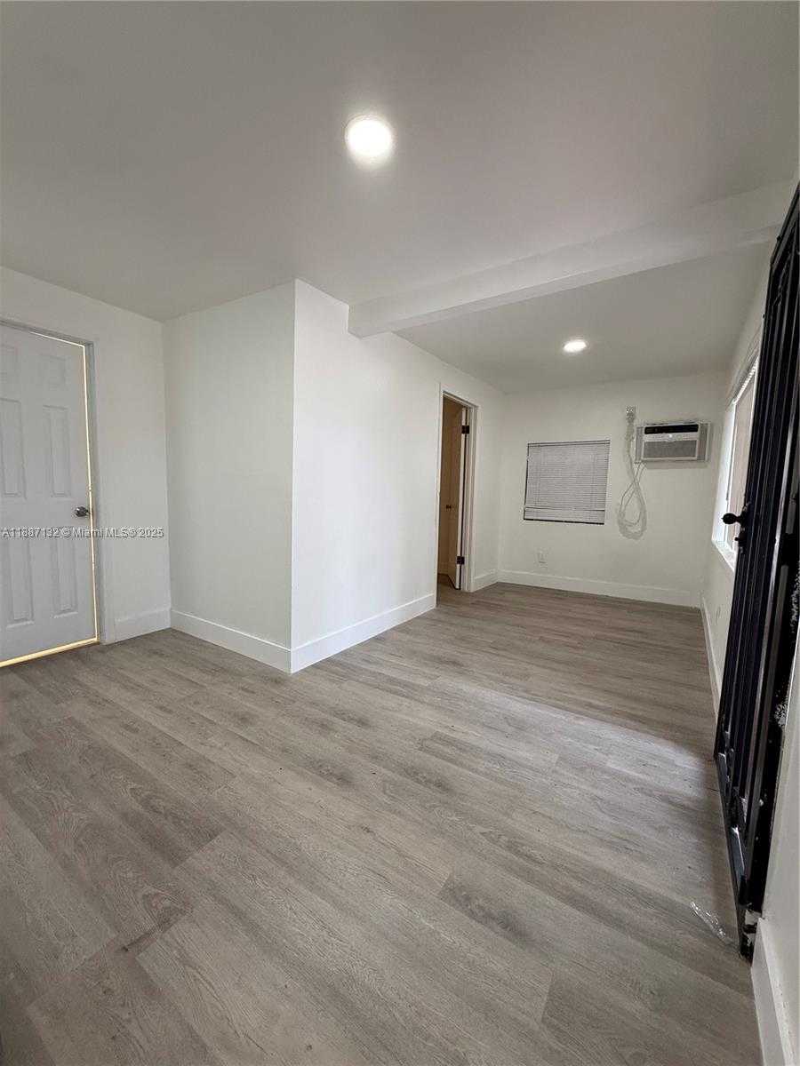 Small Image of 1200 NORTH EAST 128TH ST, North Miami Number 14