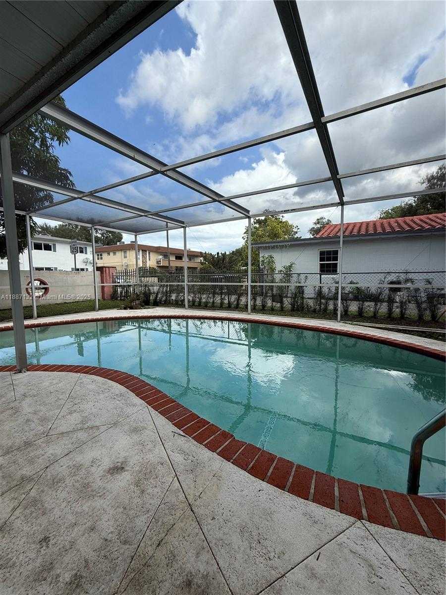 Small Image of 1200 NORTH EAST 128TH ST, North Miami Number 22
