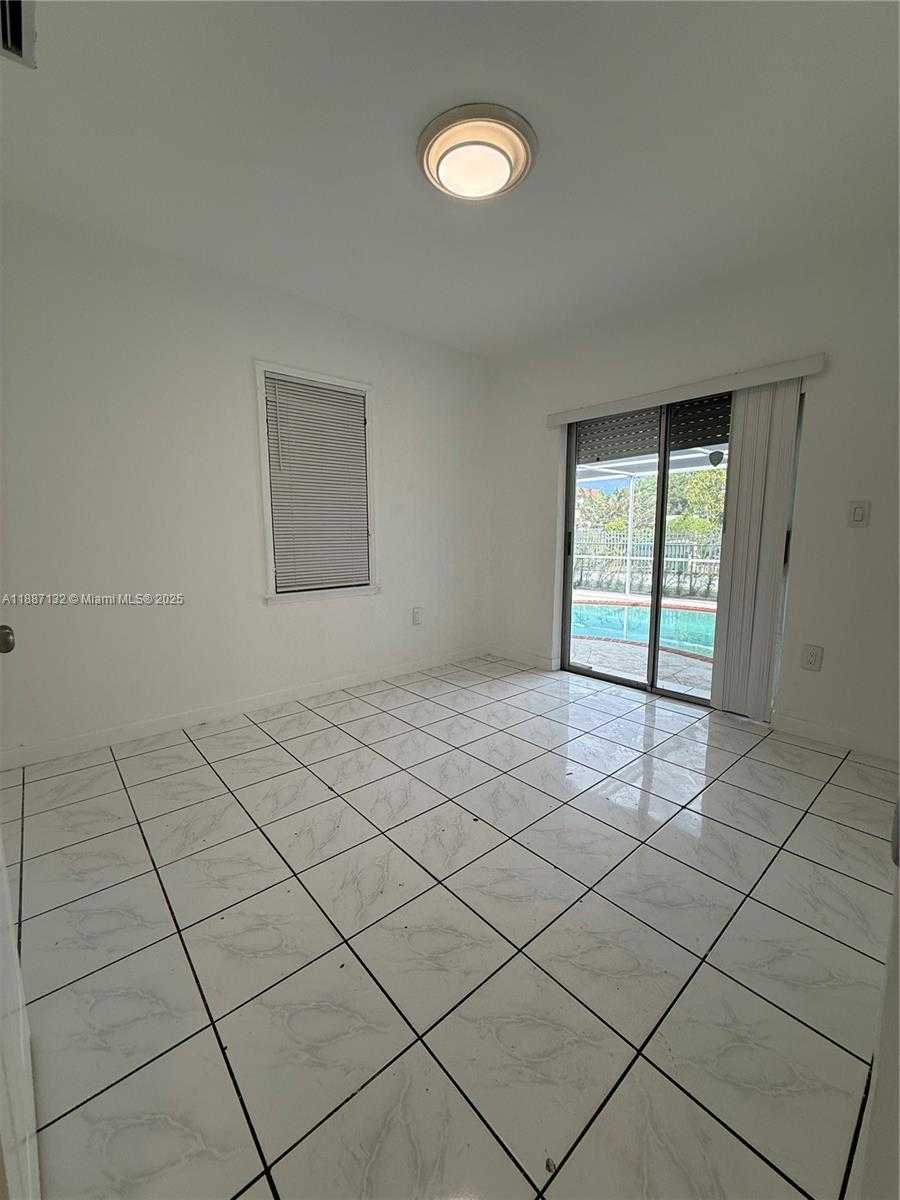 Small Image of 1200 NORTH EAST 128TH ST, North Miami Number 7
