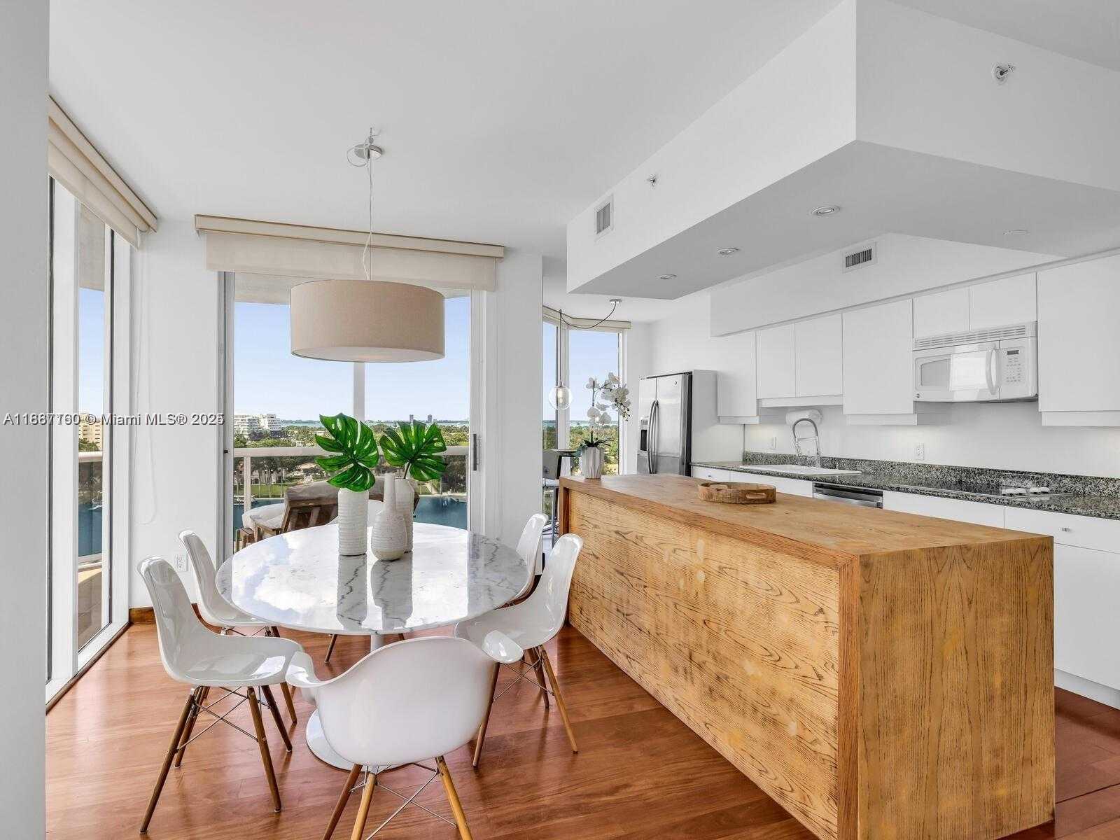 Small Image of 4779 WEST COLLINS AVE #1005, Miami Beach Number 4