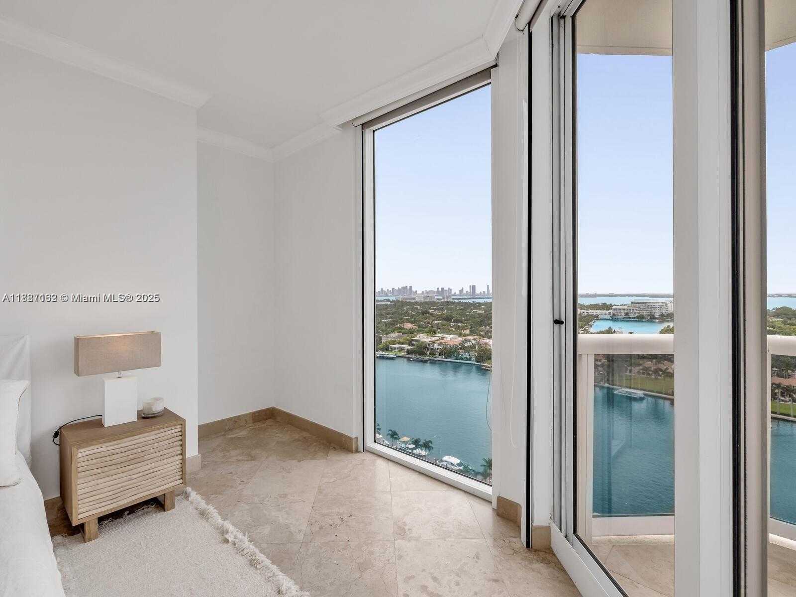 Small Image of 4779 WEST COLLINS AVE #2006, Miami Beach Number 10