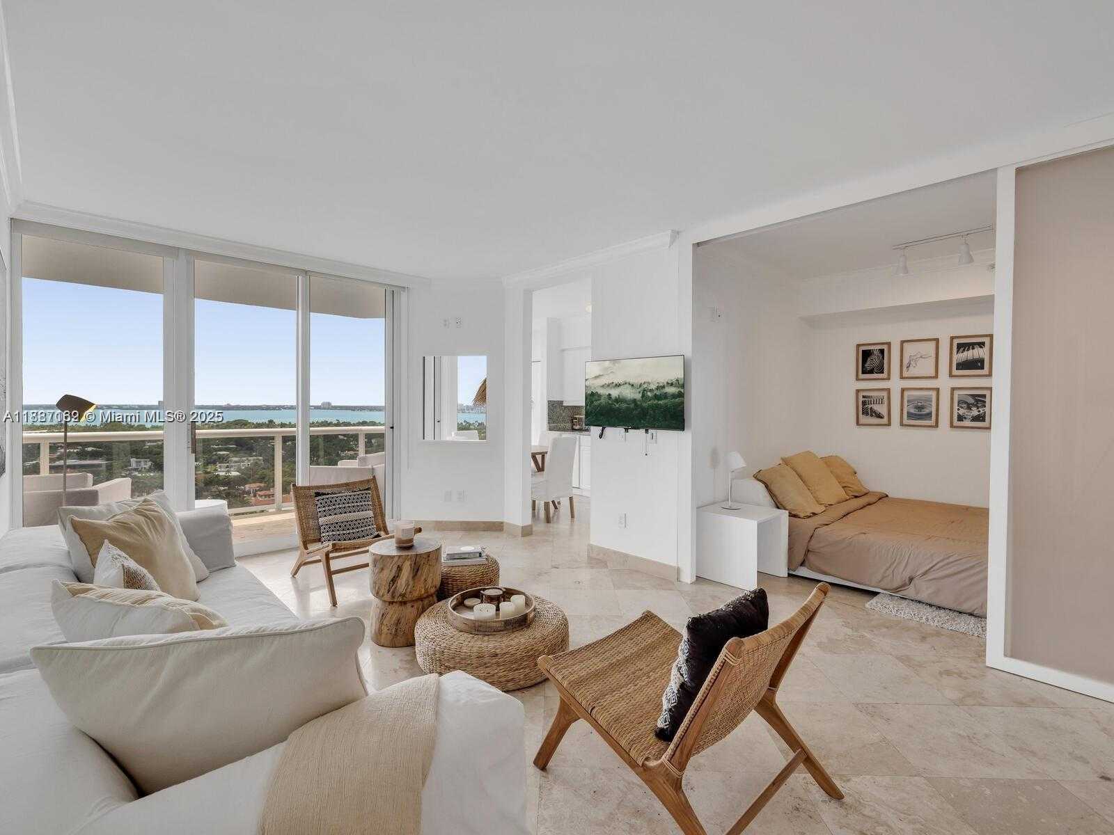 Small Image of 4779 WEST COLLINS AVE #2006, Miami Beach Number 3