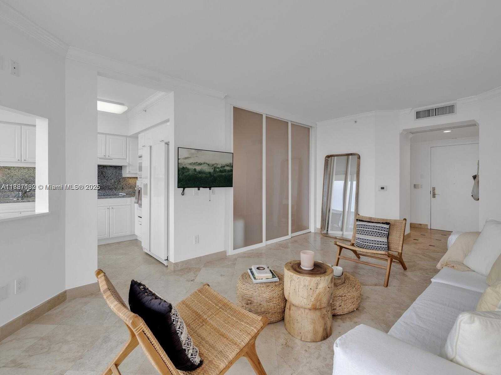 Small Image of 4779 WEST COLLINS AVE #2006, Miami Beach Number 4