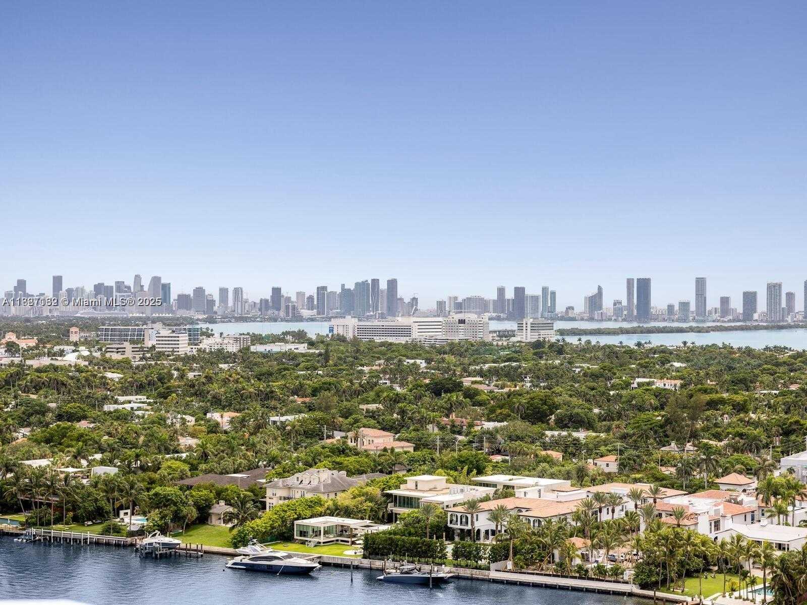 Small Image of 4779 WEST COLLINS AVE #2006, Miami Beach Number 7