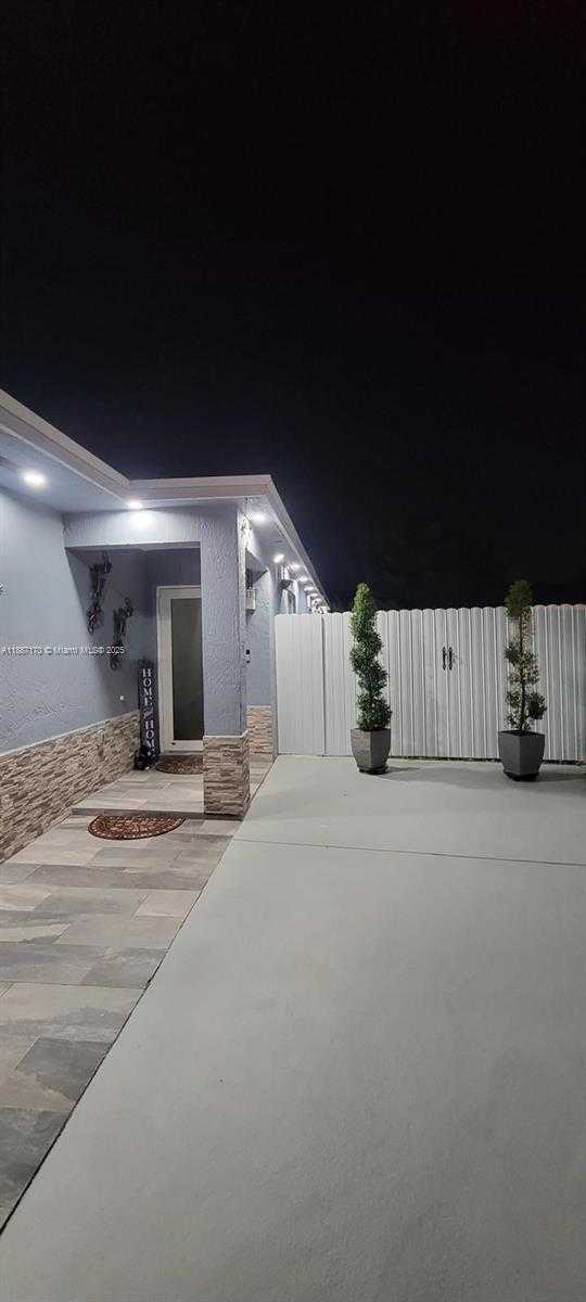 Small Image of 12634 SOUTH WEST 256TH TER, Homestead Number 16