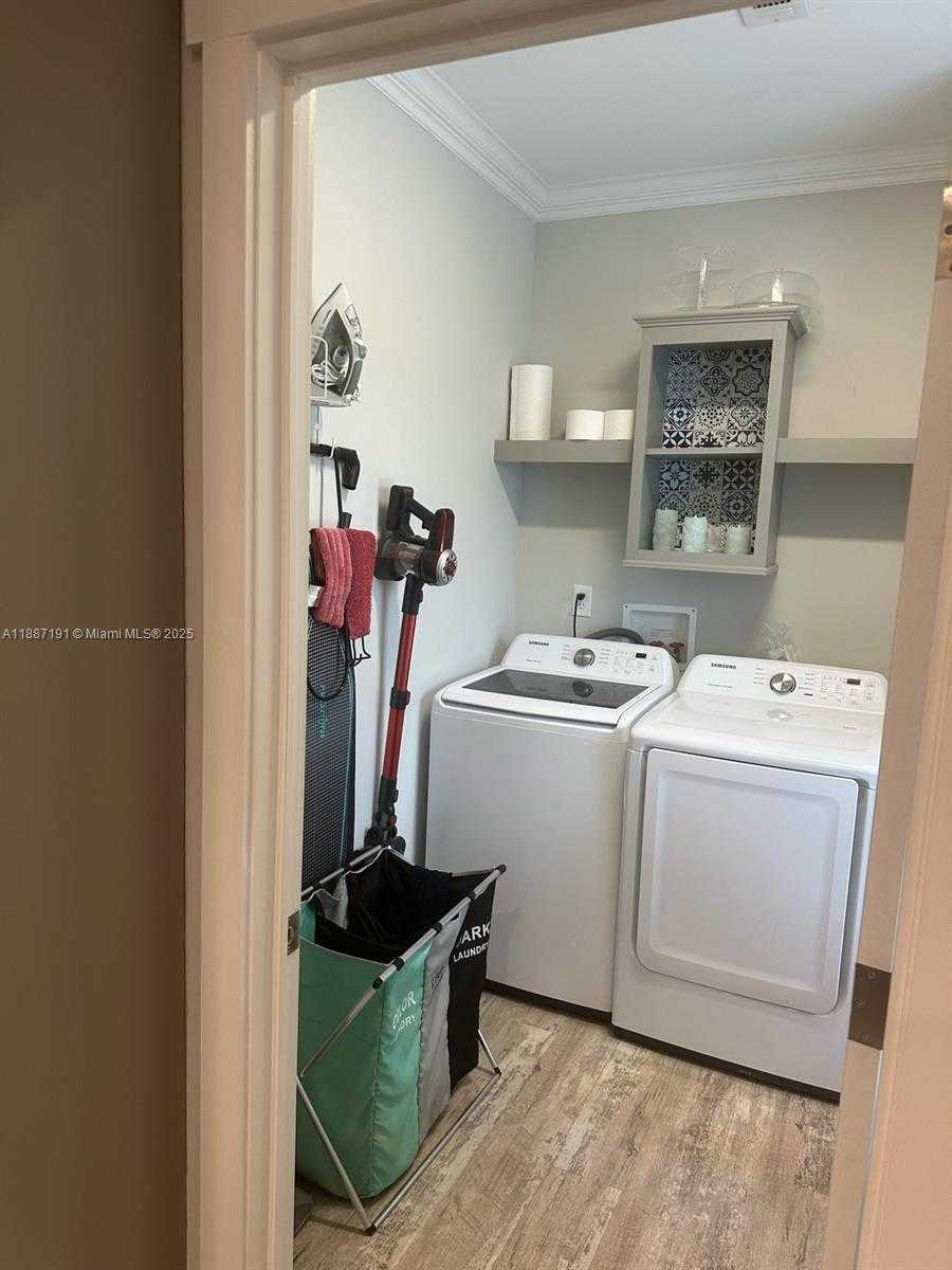 Imagen de Pequeño Objeto