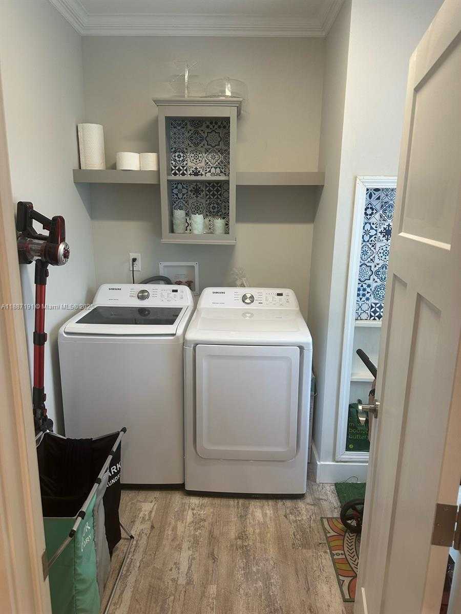 Imagen de Pequeño Objeto