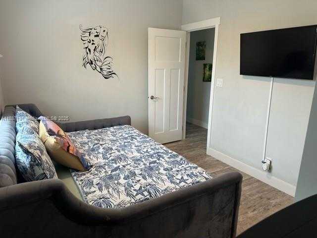 Imagen de Pequeño Objeto