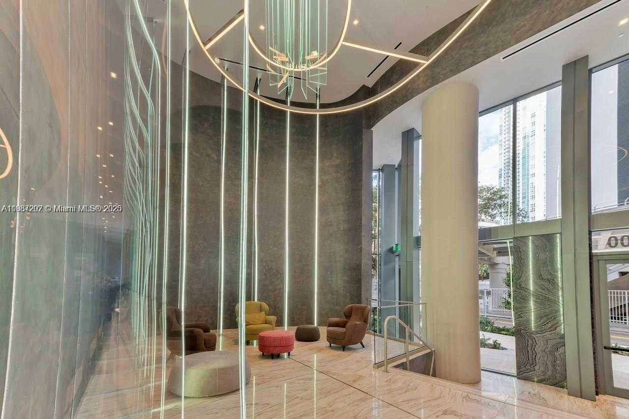 Small Image of 1000 BRICKELL PLZ #PH6006, Miami Number 31