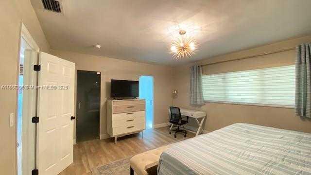 Small Image of 6020 SOUTH WEST 17TH CT, Plantation Number 18