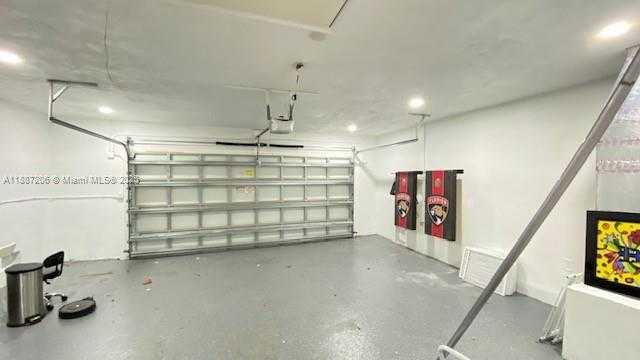 Small Image of 6020 SOUTH WEST 17TH CT, Plantation Number 24