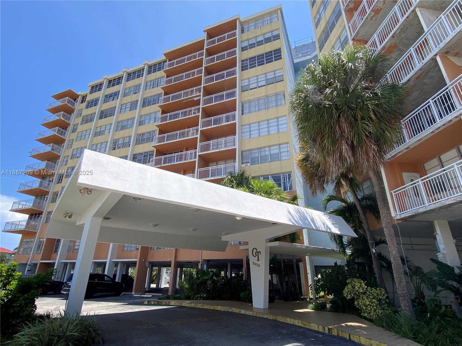 Small Image of 2025 NORTH EAST 164TH ST #807, North Miami Beach Number 2