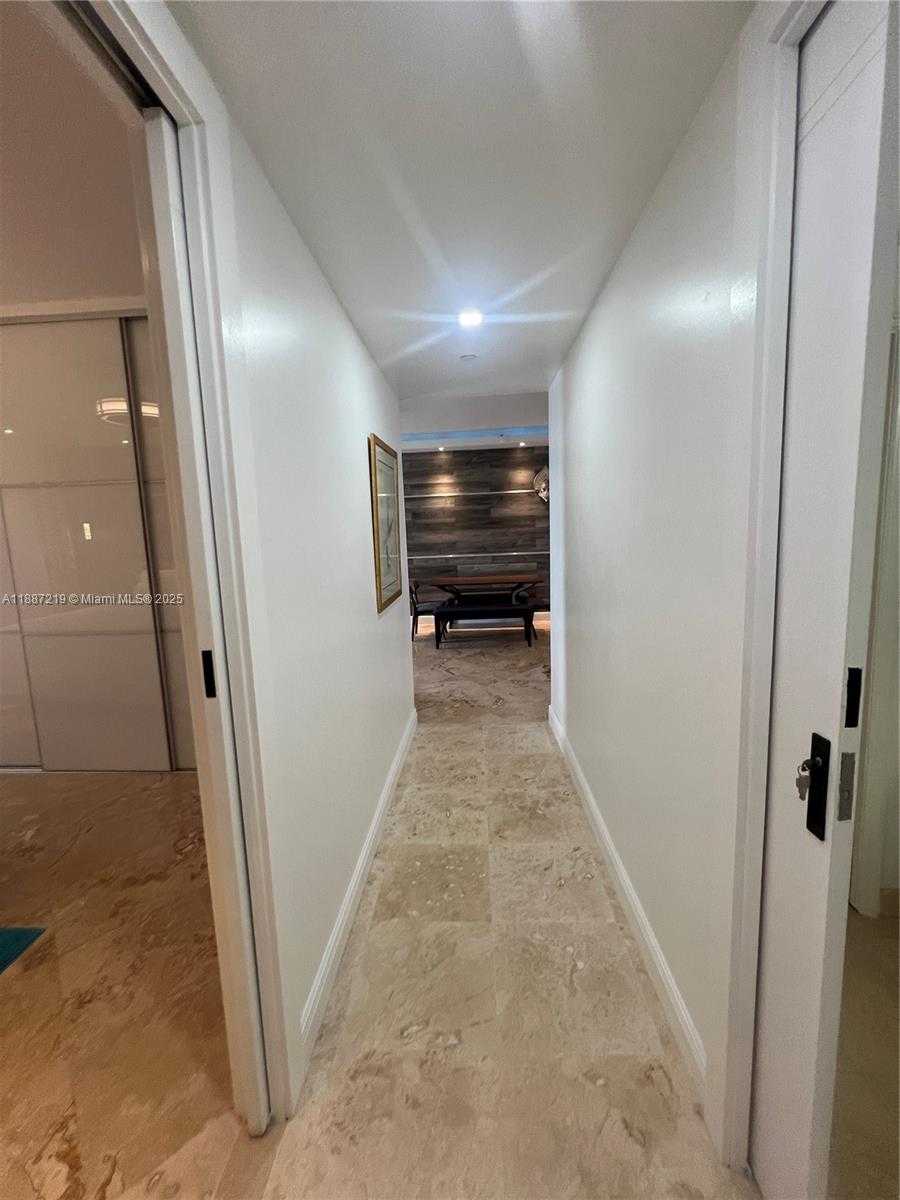 Small Image of 6917 COLLINS AVE #PH09, Miami Beach Number 21