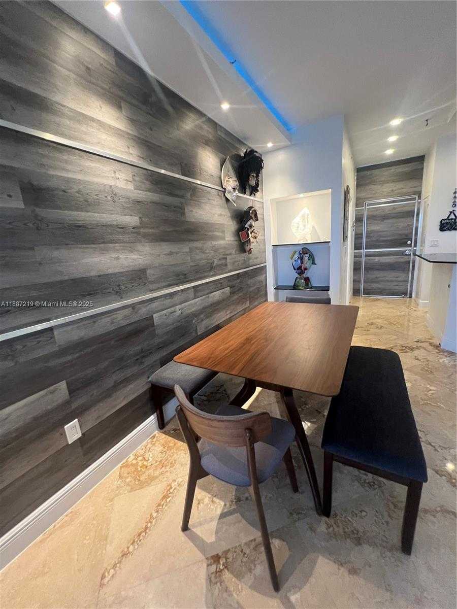 Small Image of 6917 COLLINS AVE #PH09, Miami Beach Number 27