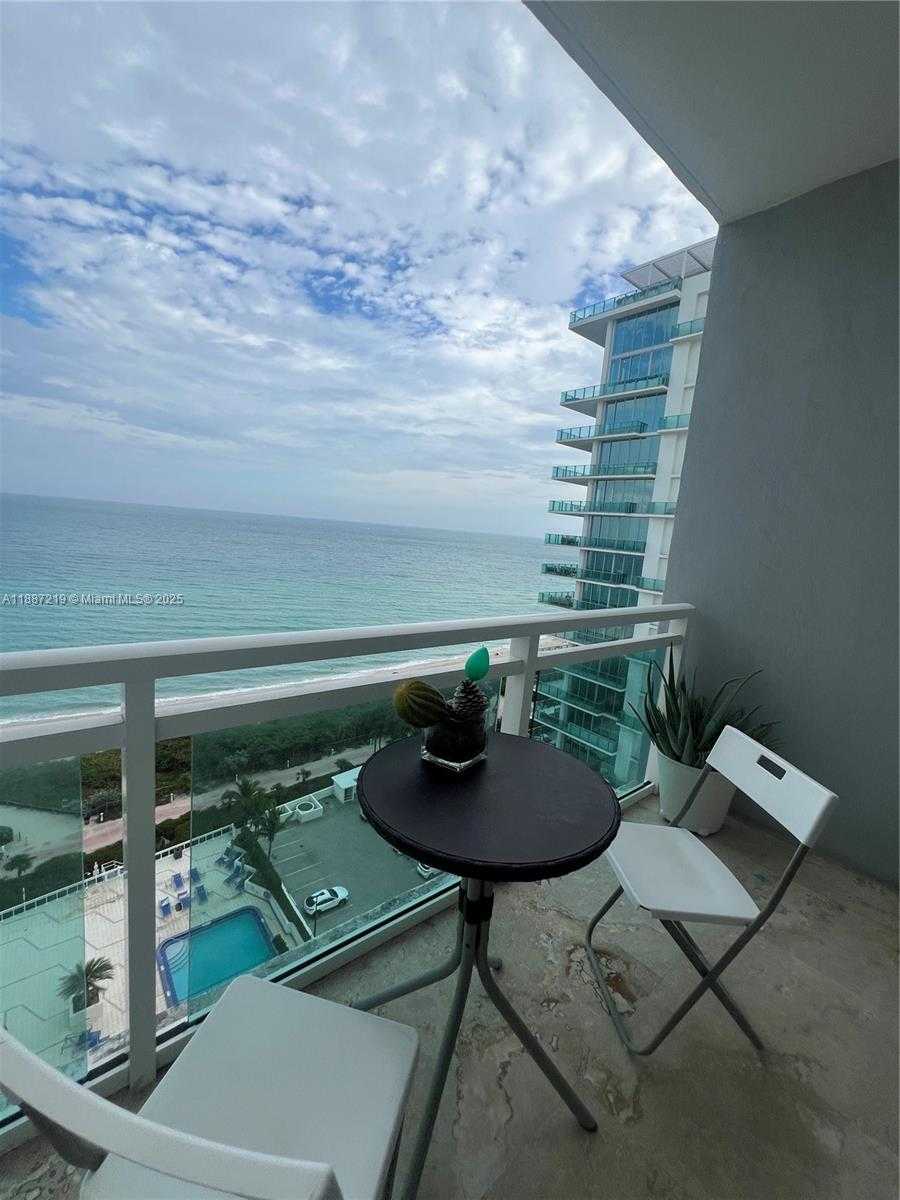 Small Image of 6917 COLLINS AVE #PH09, Miami Beach Number 3