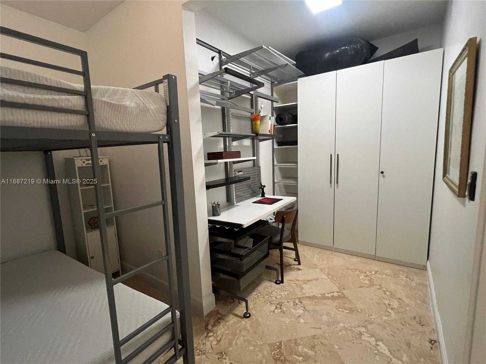 Small Image of 6917 COLLINS AVE #PH09, Miami Beach Number 31