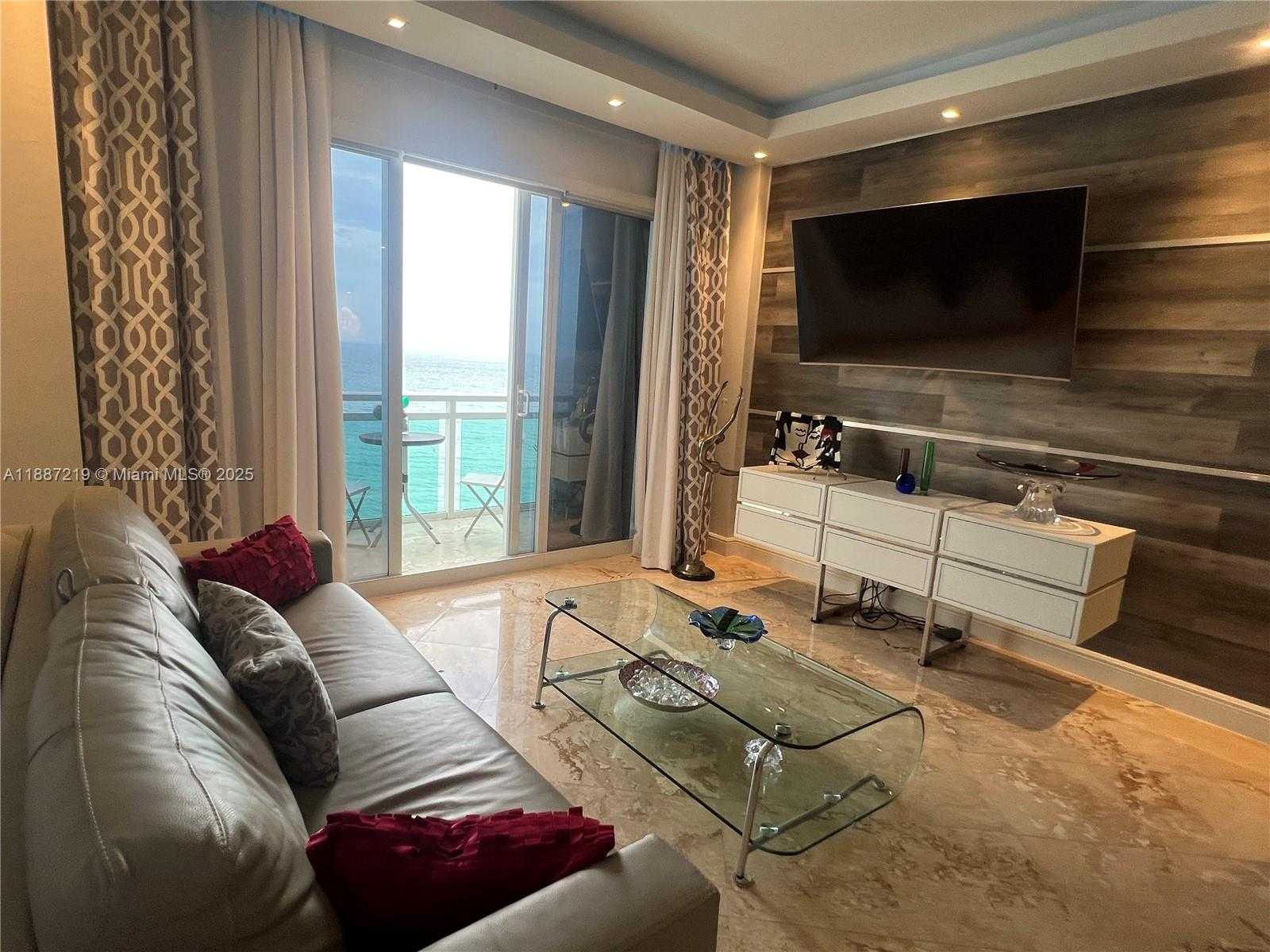 Small Image of 6917 COLLINS AVE #PH09, Miami Beach Number 5