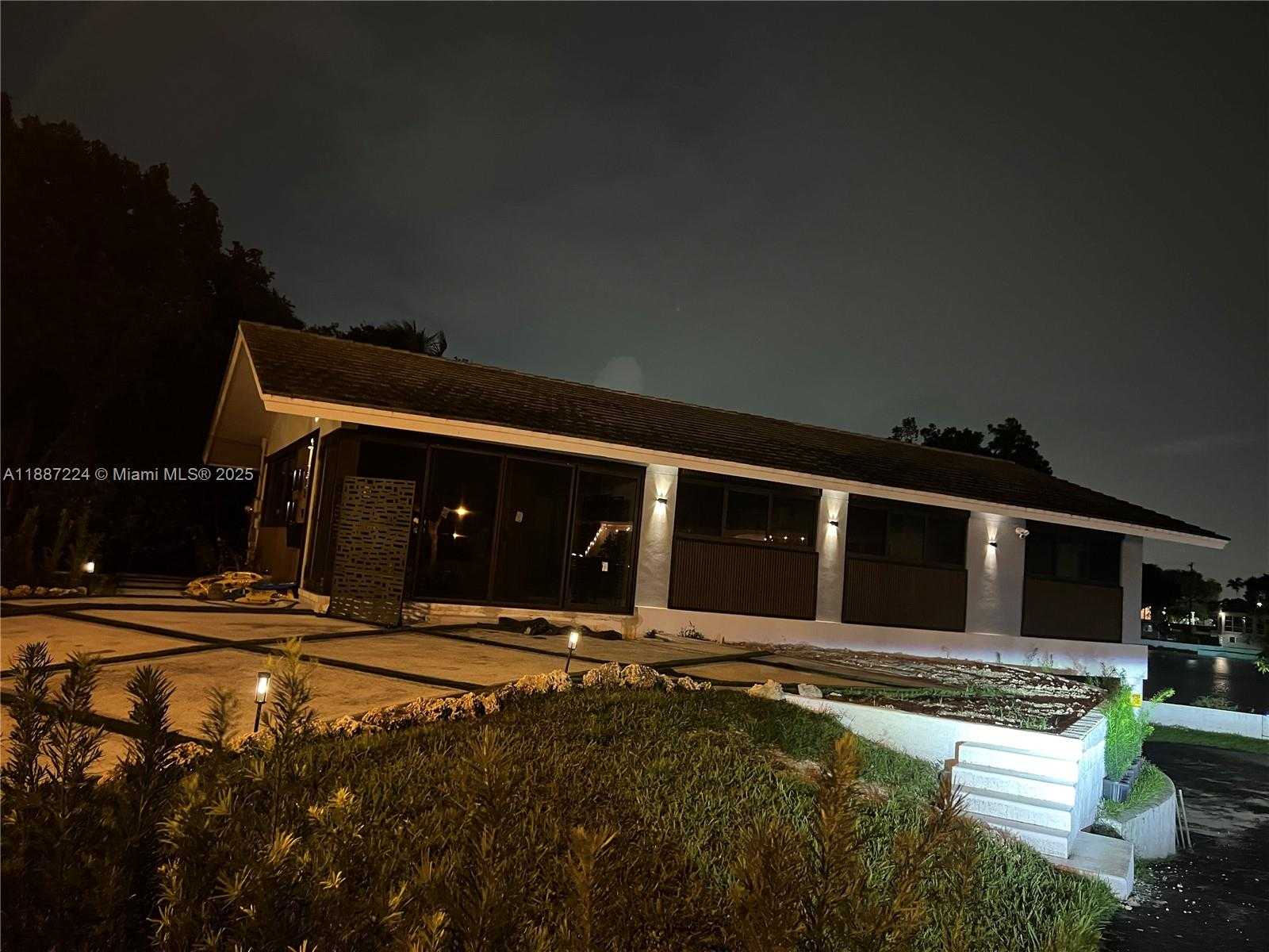 Small Image of Miami Shores Number 57