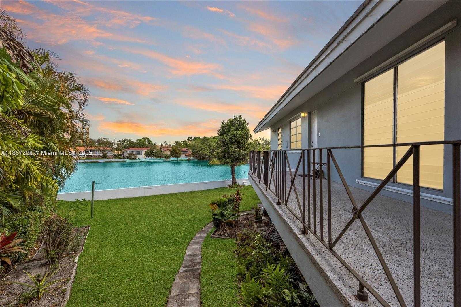 Small Image of Miami Shores Number 6