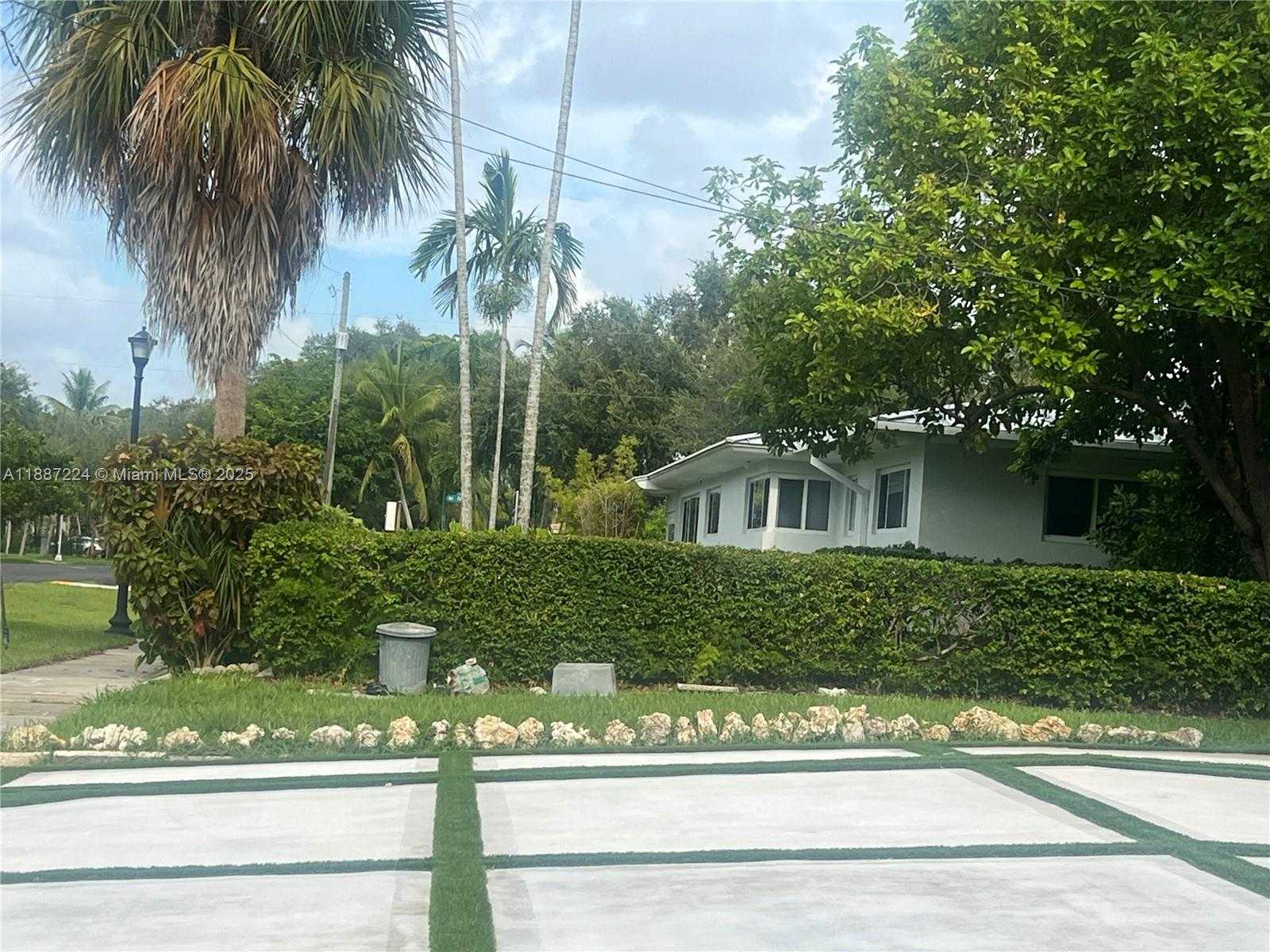 Small Image of Miami Shores Number 60