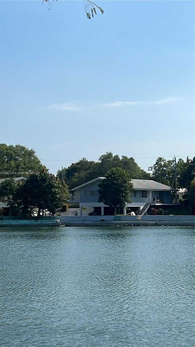 Small Image of Miami Shores Number 67