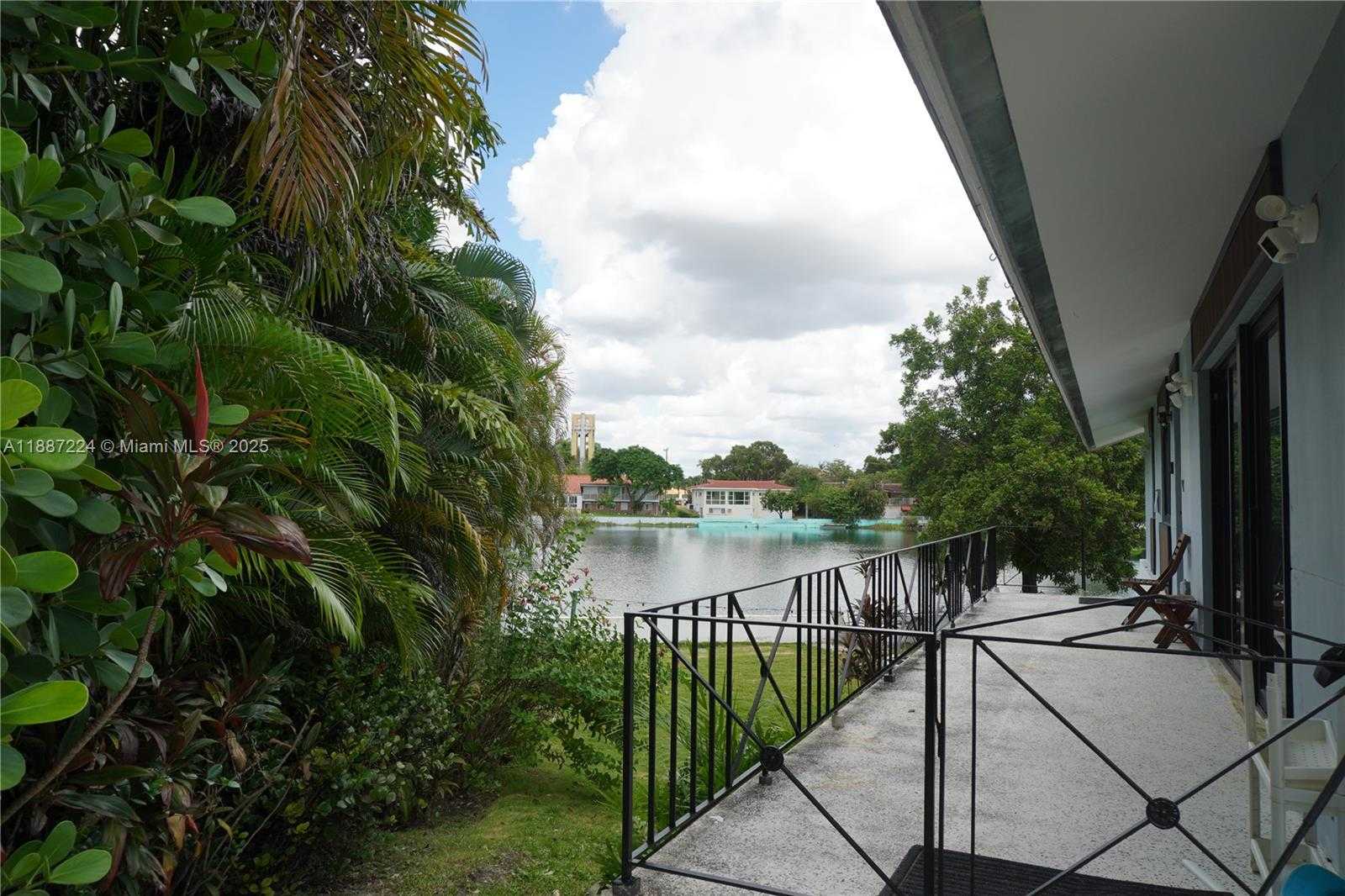 Small Image of Miami Shores Number 88