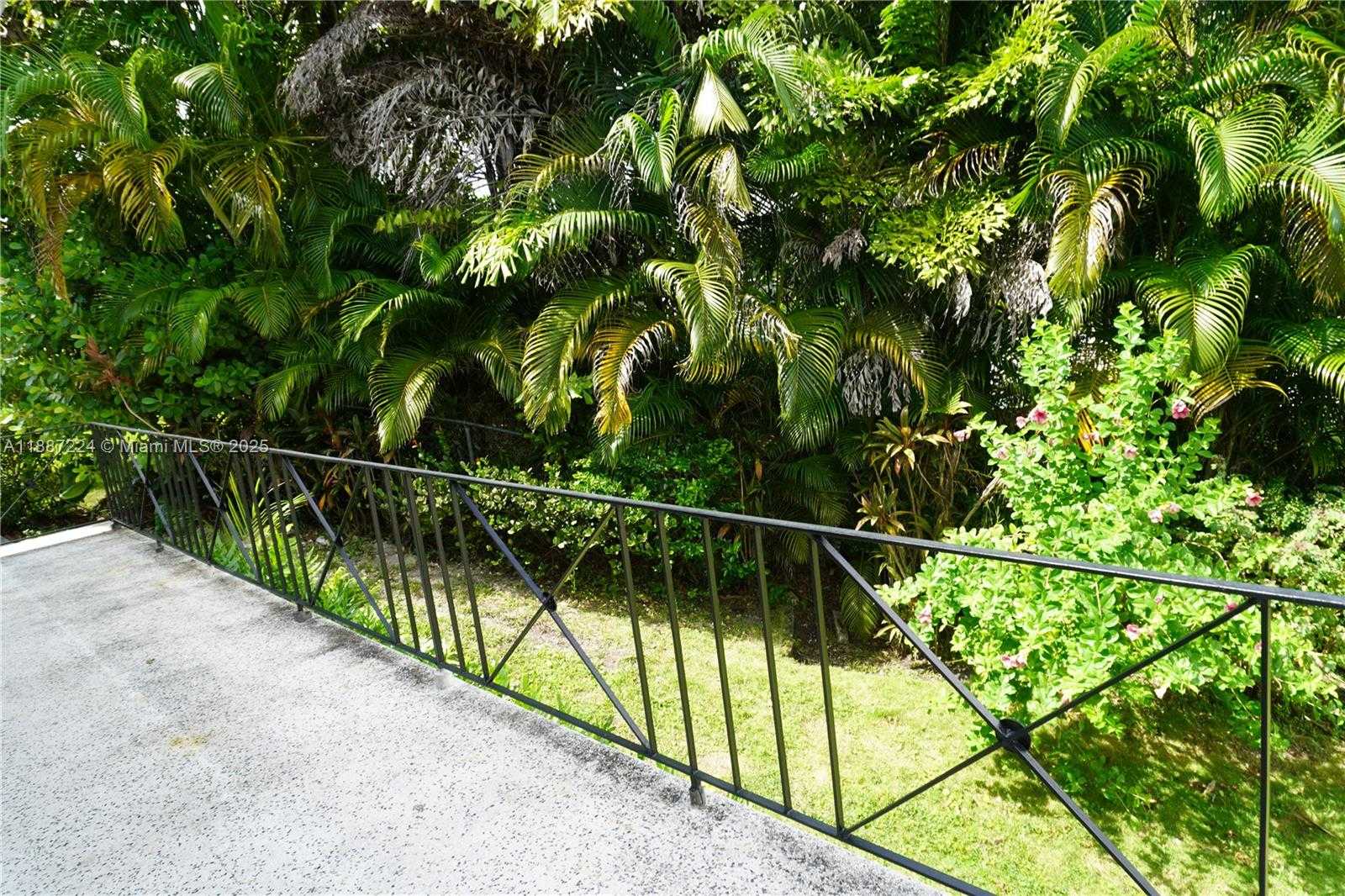 Small Image of Miami Shores Number 93
