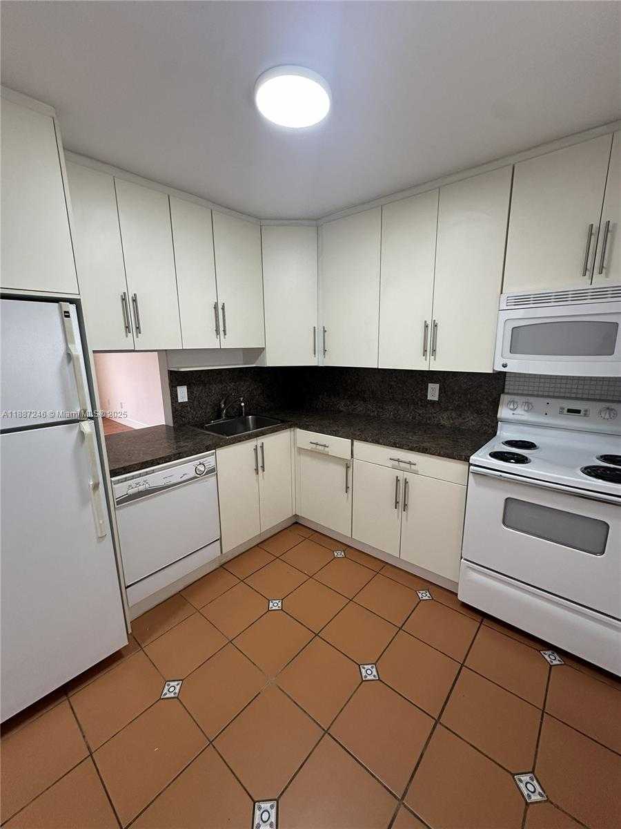 Small Image of 7703 CAMINO REAL #A413, Miami Number 2