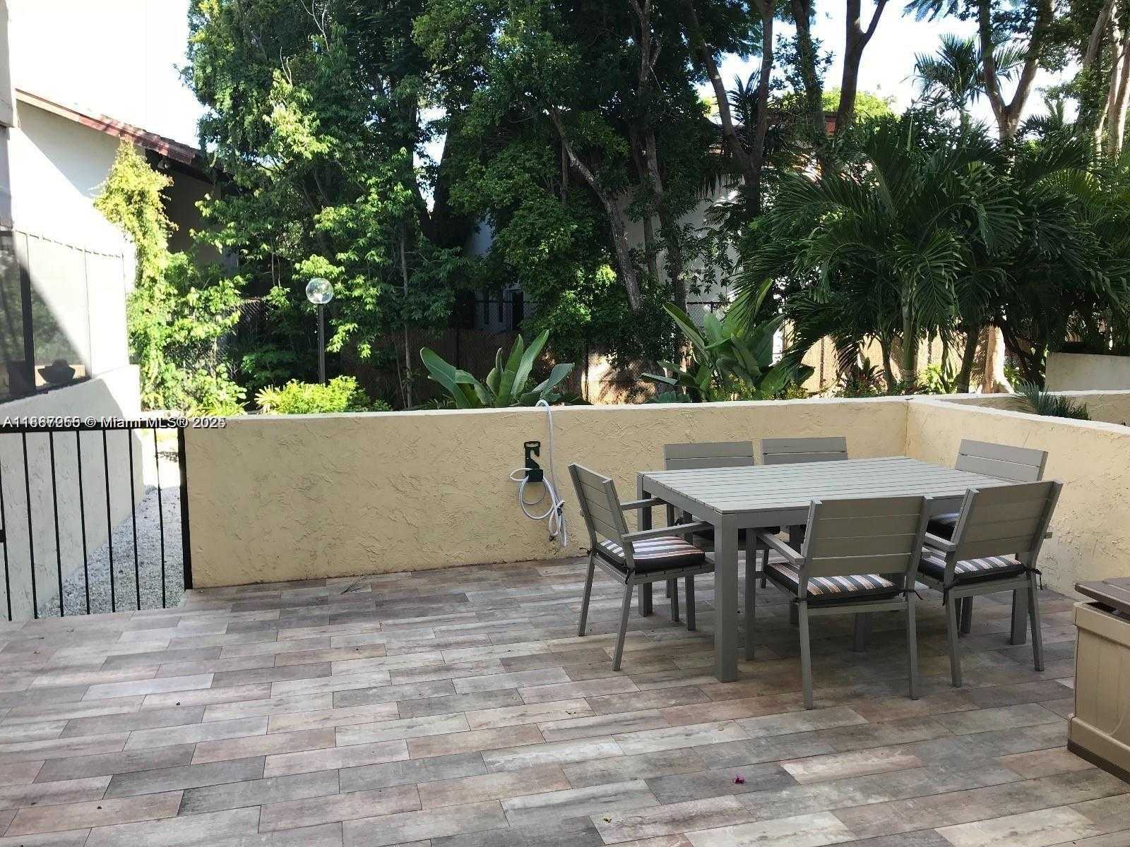 Small Image of 2430 BRICKELL AVE #102A, Miami Number 10