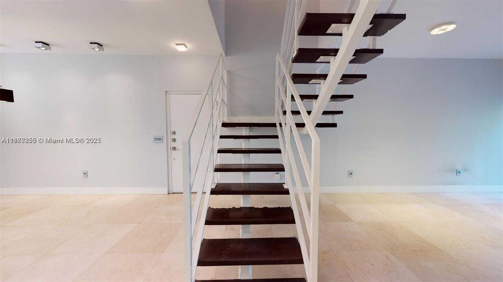 Small Image of 2430 BRICKELL AVE #102A, Miami Number 14