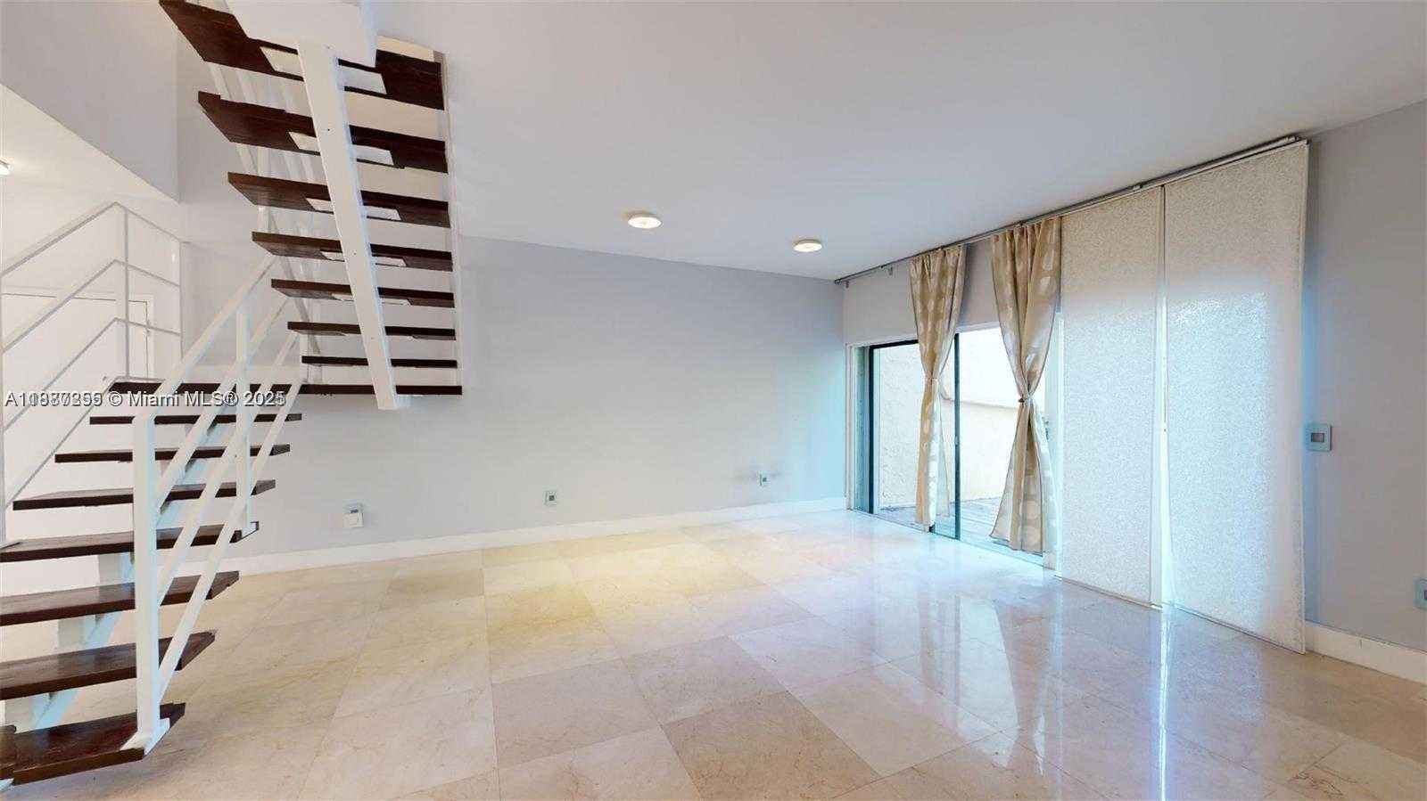 Small Image of 2430 BRICKELL AVE #102A, Miami Number 17
