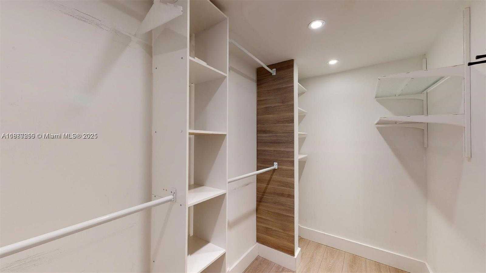 Small Image of 2430 BRICKELL AVE #102A, Miami Number 28
