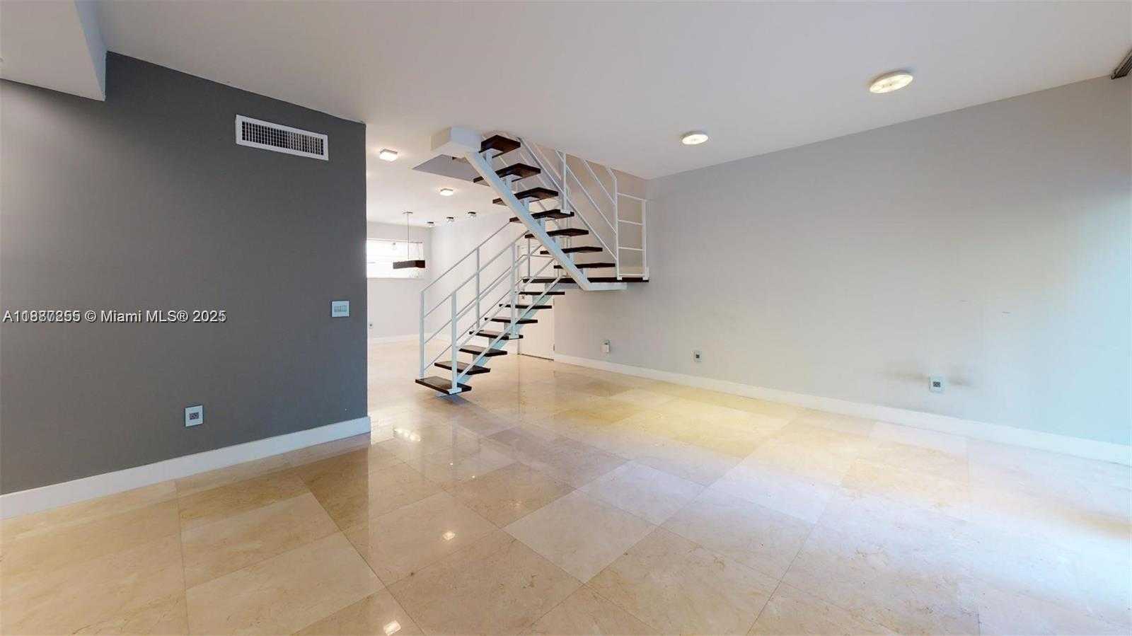 Small Image of 2430 BRICKELL AVE #102A, Miami Number 8