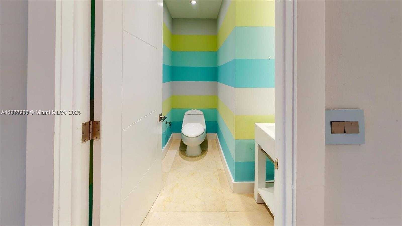 Small Image of 2430 BRICKELL AVE #102A, Miami Number 9