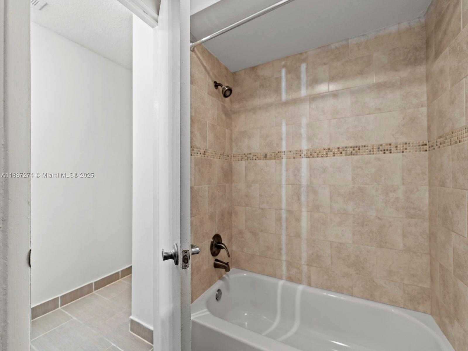 Small Image of 8218 SOUTH WEST 82ND CT #8218, Miami Number 16