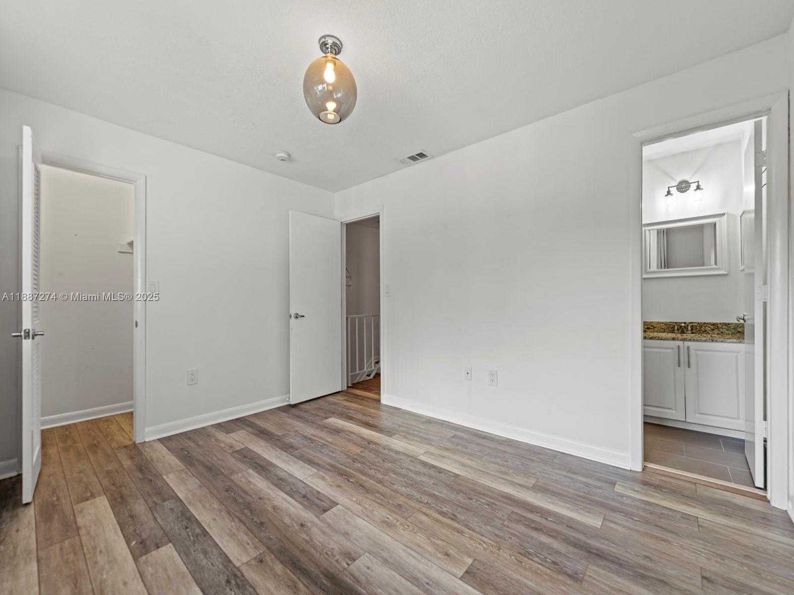 Small Image of 8218 SOUTH WEST 82ND CT #8218, Miami Number 19