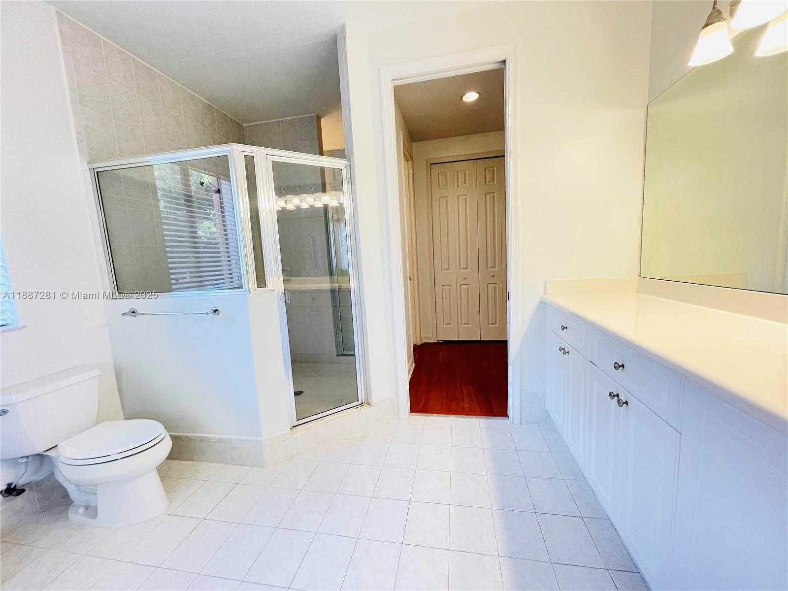 Small Image of 7636 SOUTH WEST 193RD LN, Cutler Bay Number 14