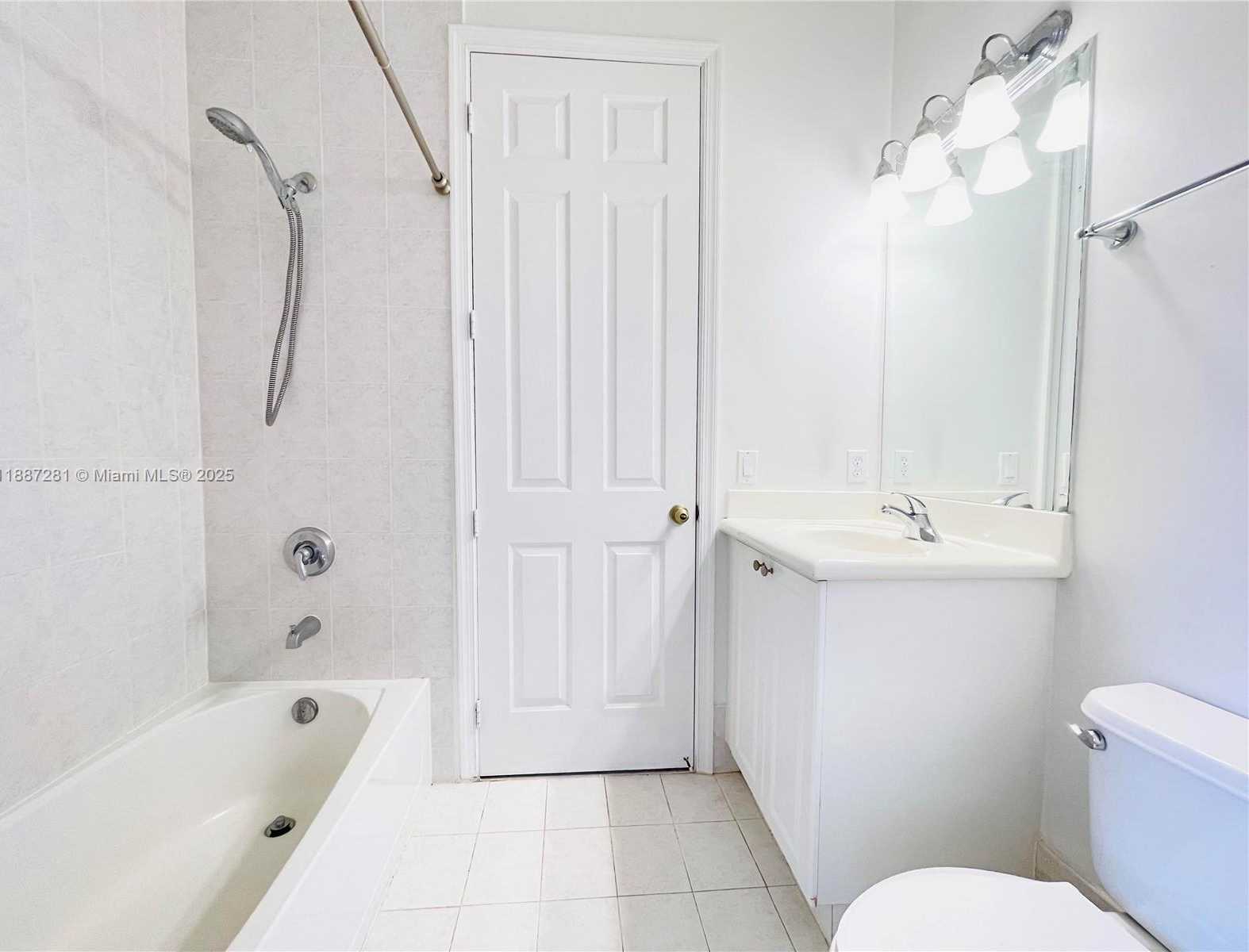 Small Image of 7636 SOUTH WEST 193RD LN, Cutler Bay Number 17
