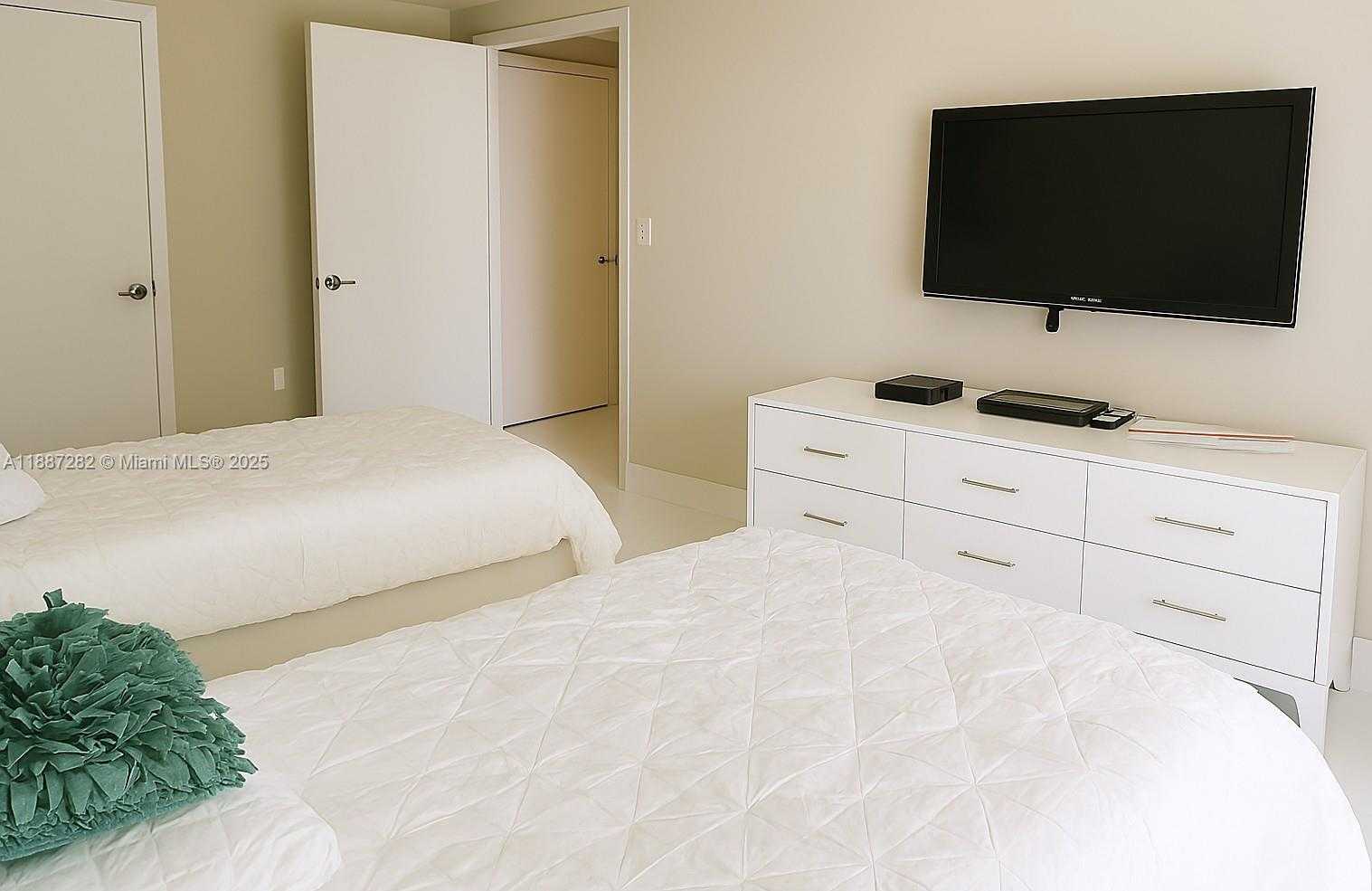 Small Image of 250 SUNNY ISLES BLVD #3-1506, Sunny Isles Beach Number 20