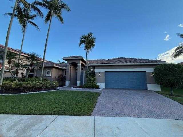 Small Image of 1825 VICTORIA POINTE CIR, Weston Number 4