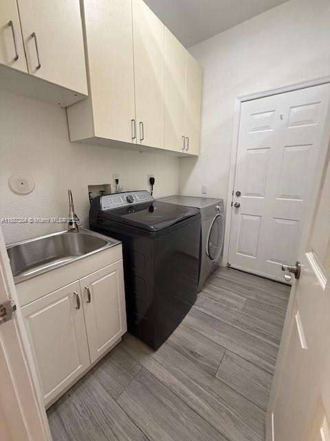 Small Image of 1825 VICTORIA POINTE CIR, Weston Number 43