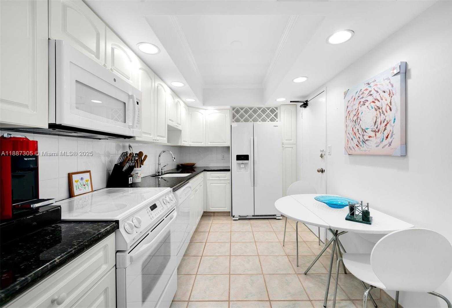 Small Image of 10185 COLLINS AVE #519, Bal Harbour Number 16