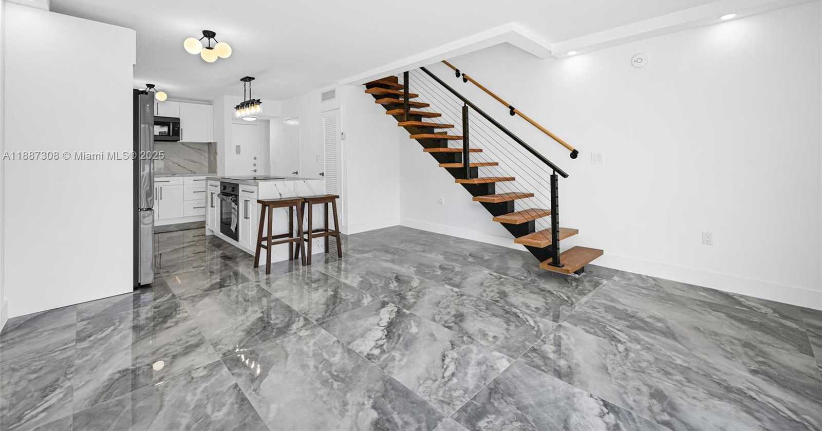 Small Image of 17800 ATLANTIC BLVD #PH8, Sunny Isles Beach Number 16