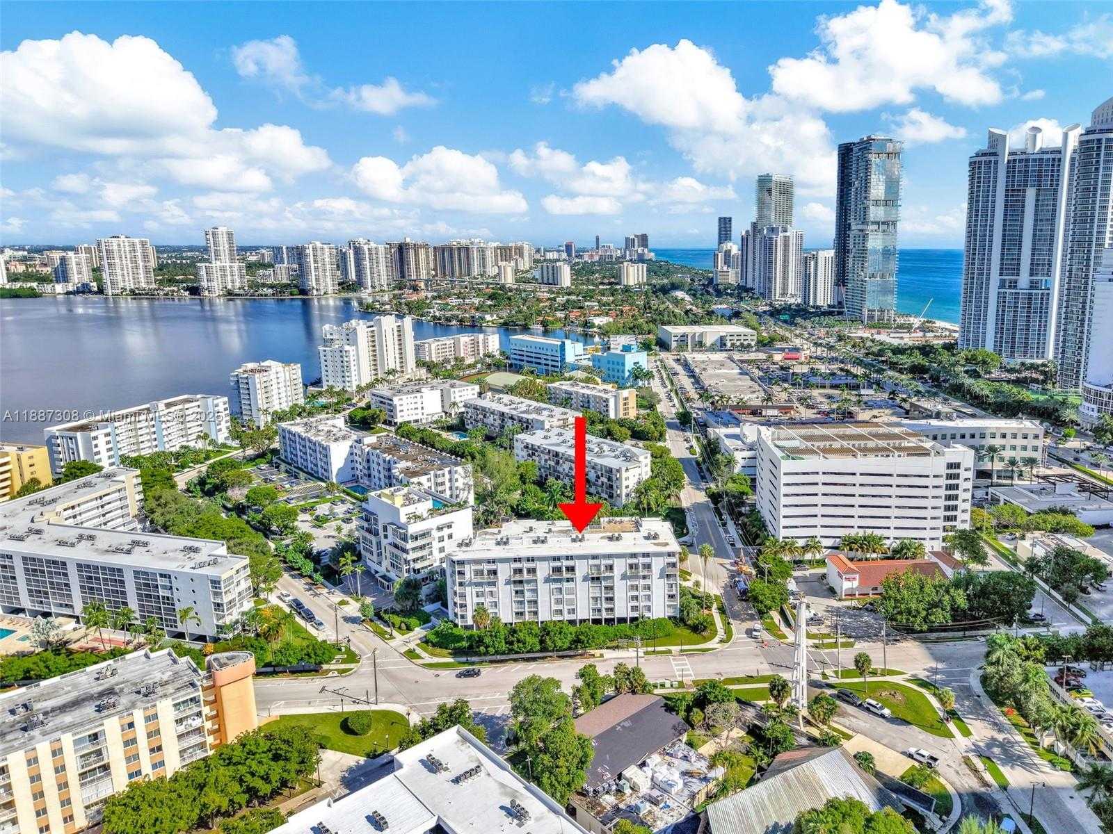 Small Image of 17800 ATLANTIC BLVD #PH8, Sunny Isles Beach Number 23