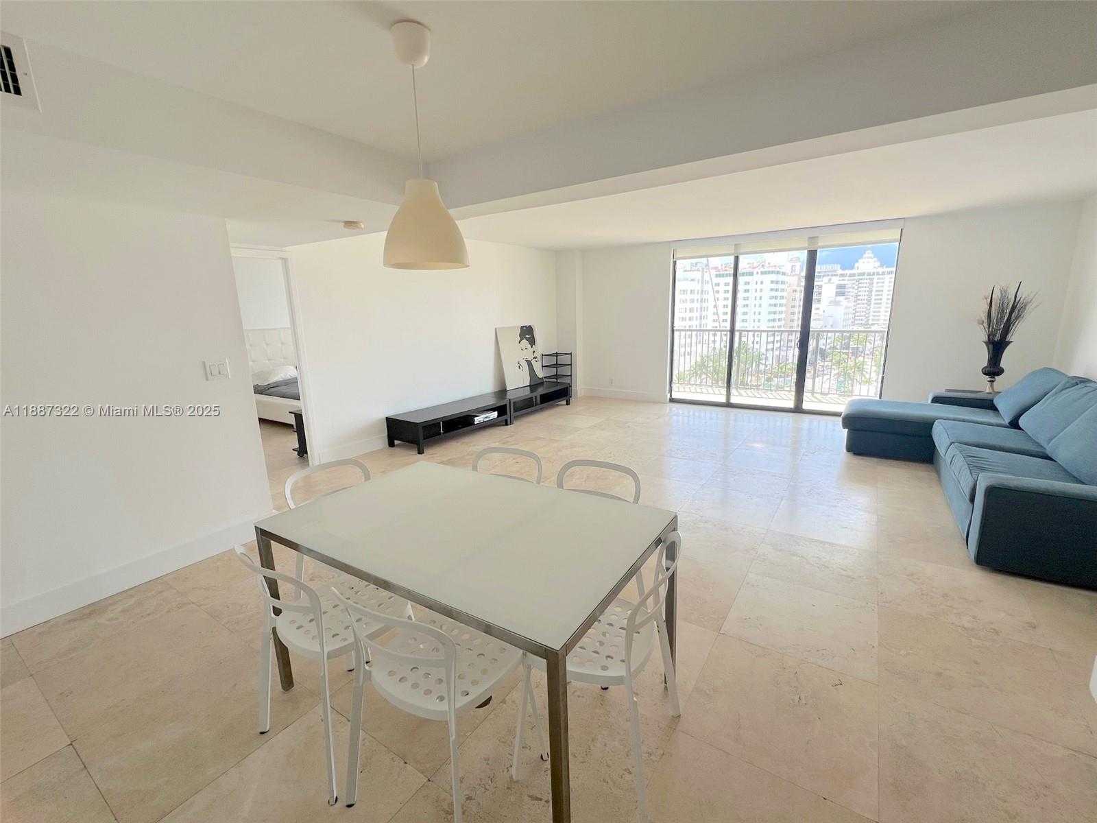 Small Image of 1800 COLLINS AVE #12E, Miami Beach Number 4