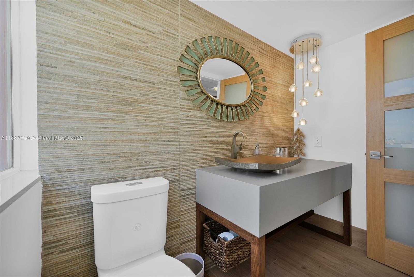 Small Image of 1627 BRICKELL AVE #2507, Miami Number 18