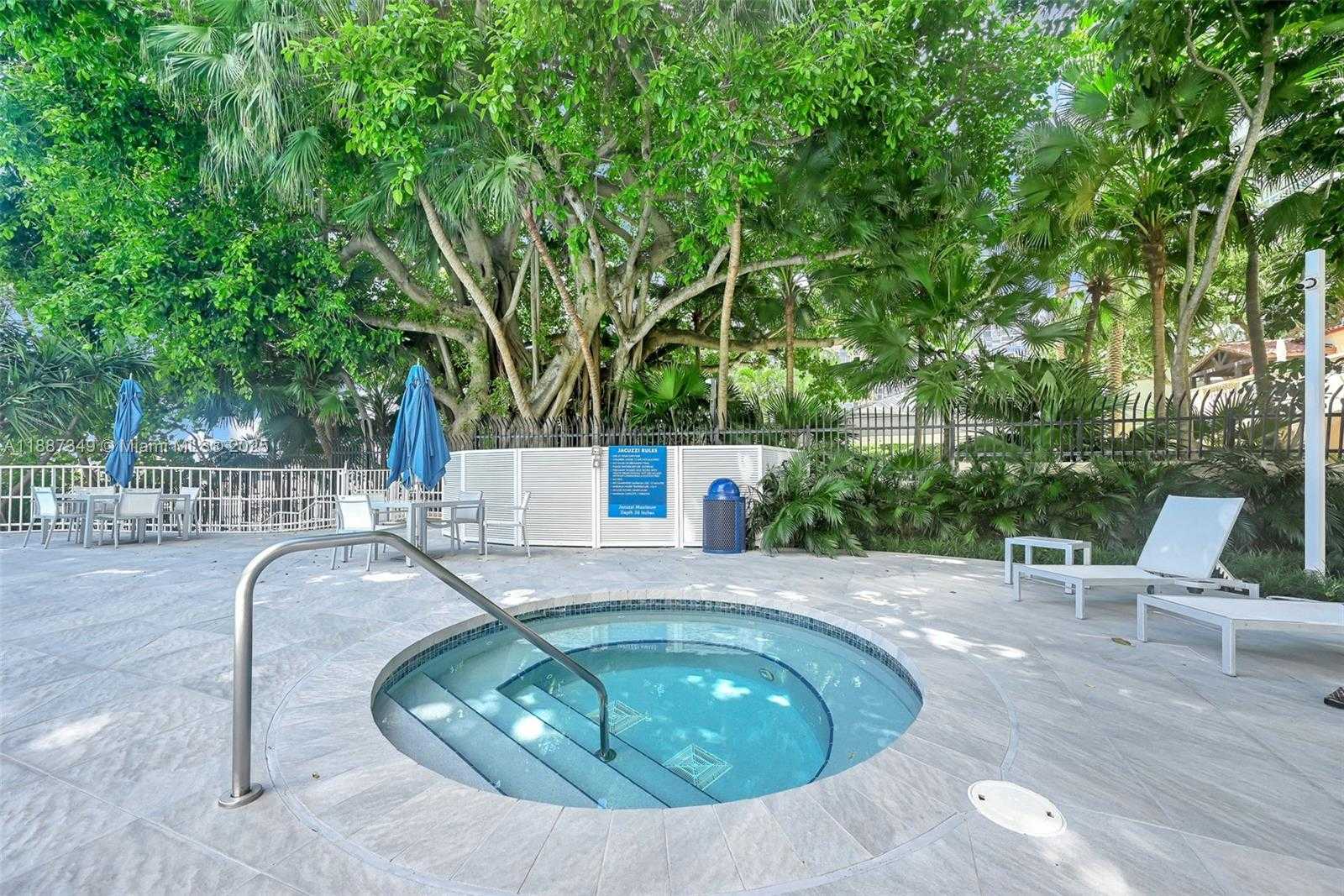 Small Image of 1627 BRICKELL AVE #2507, Miami Number 29