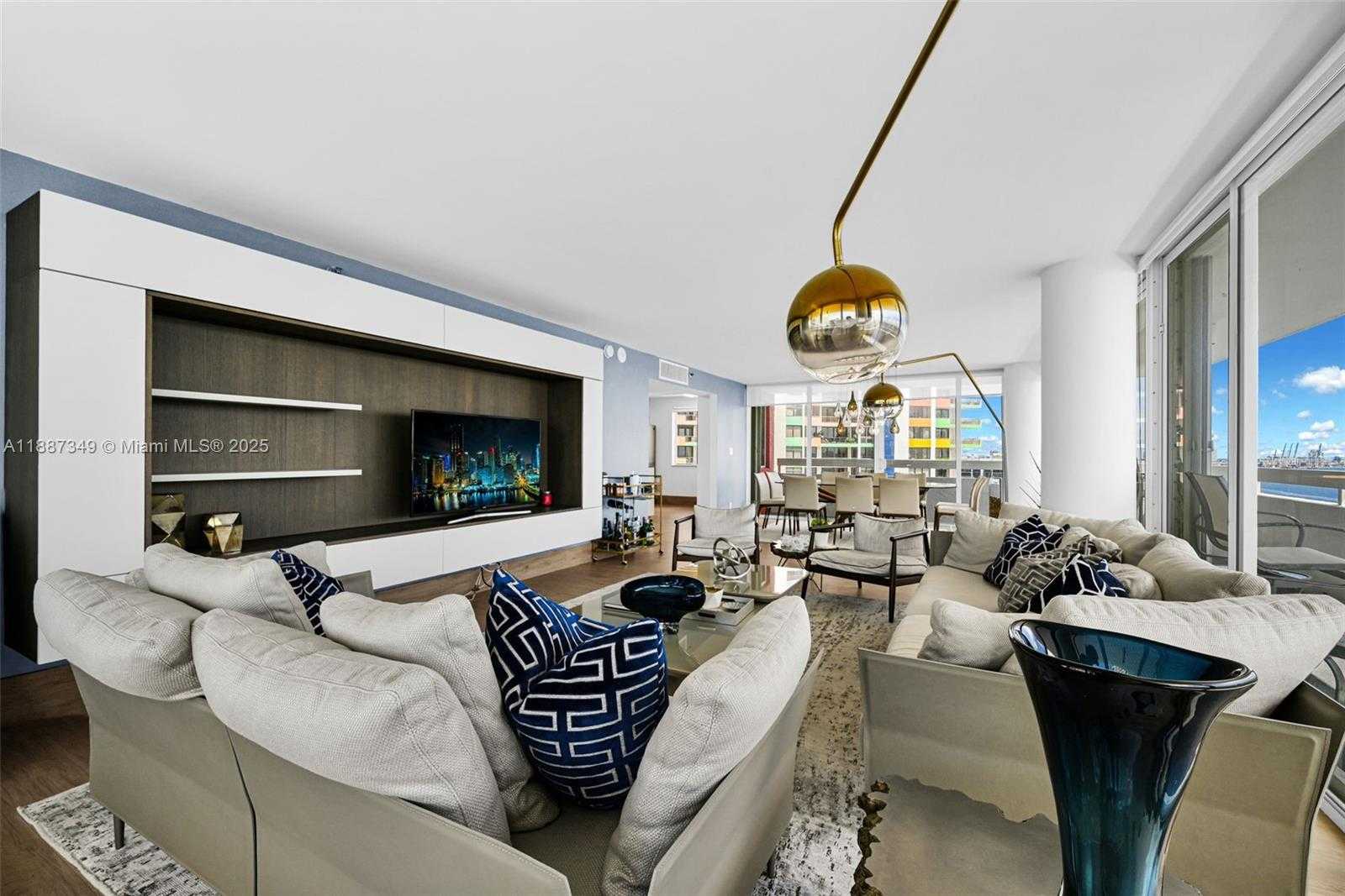 Small Image of 1627 BRICKELL AVE #2507, Miami Number 7